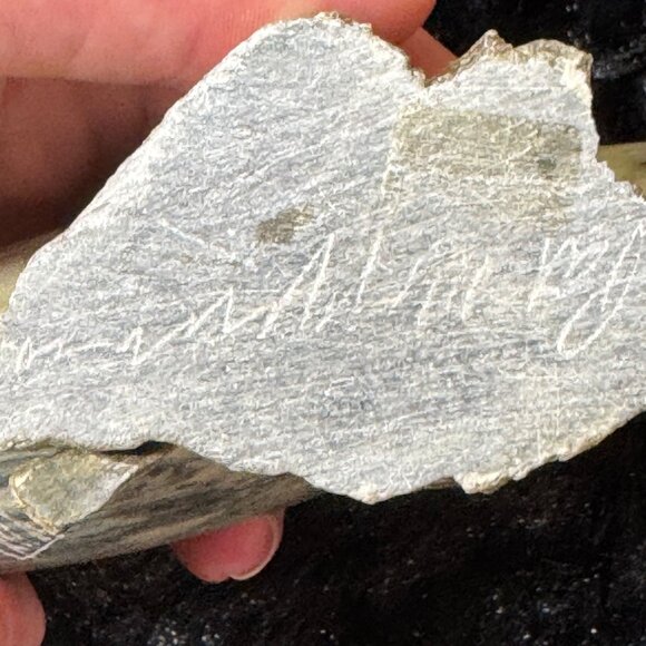 Hand-Carved Stone Fish Figurine On Rock Base Artist Signed - Picture 7 of 9